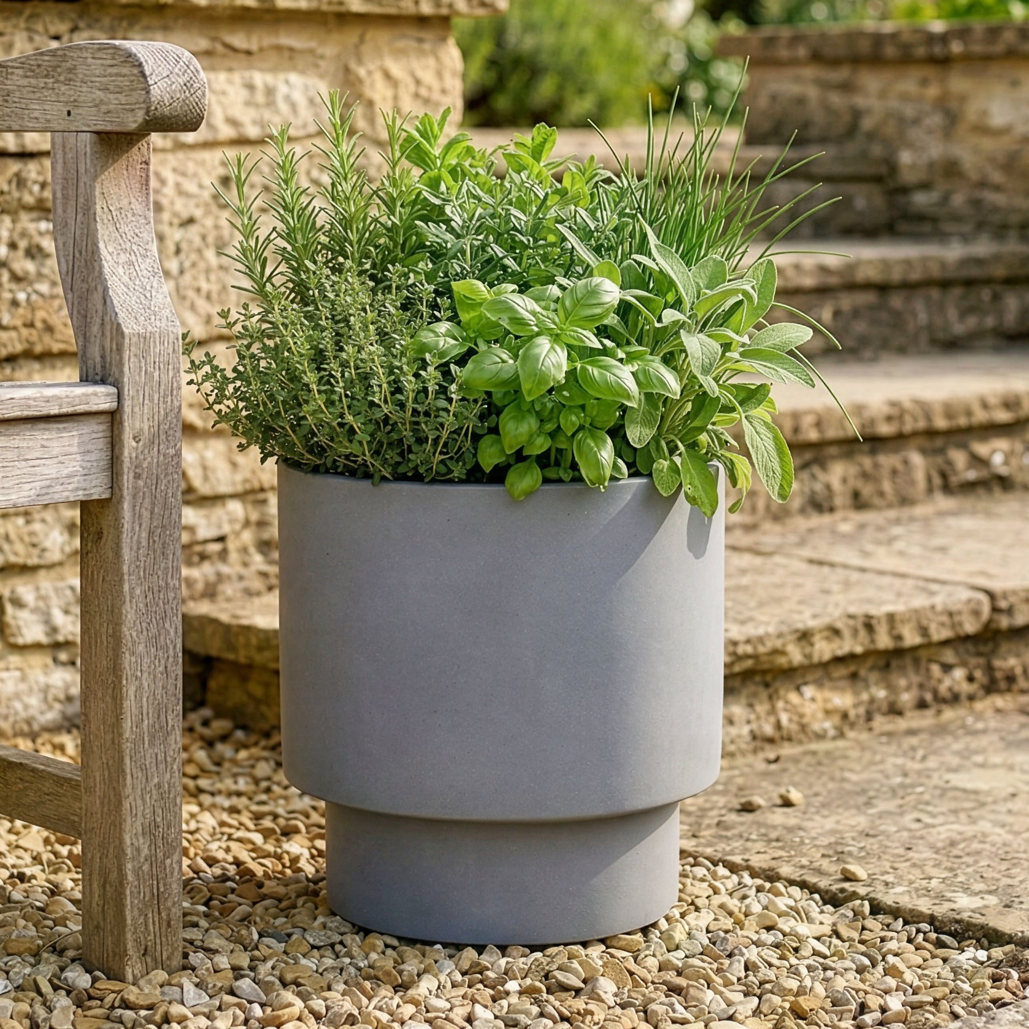 Dibor Medium Fibre Clay Outdoor Garden Planter – Light Grey