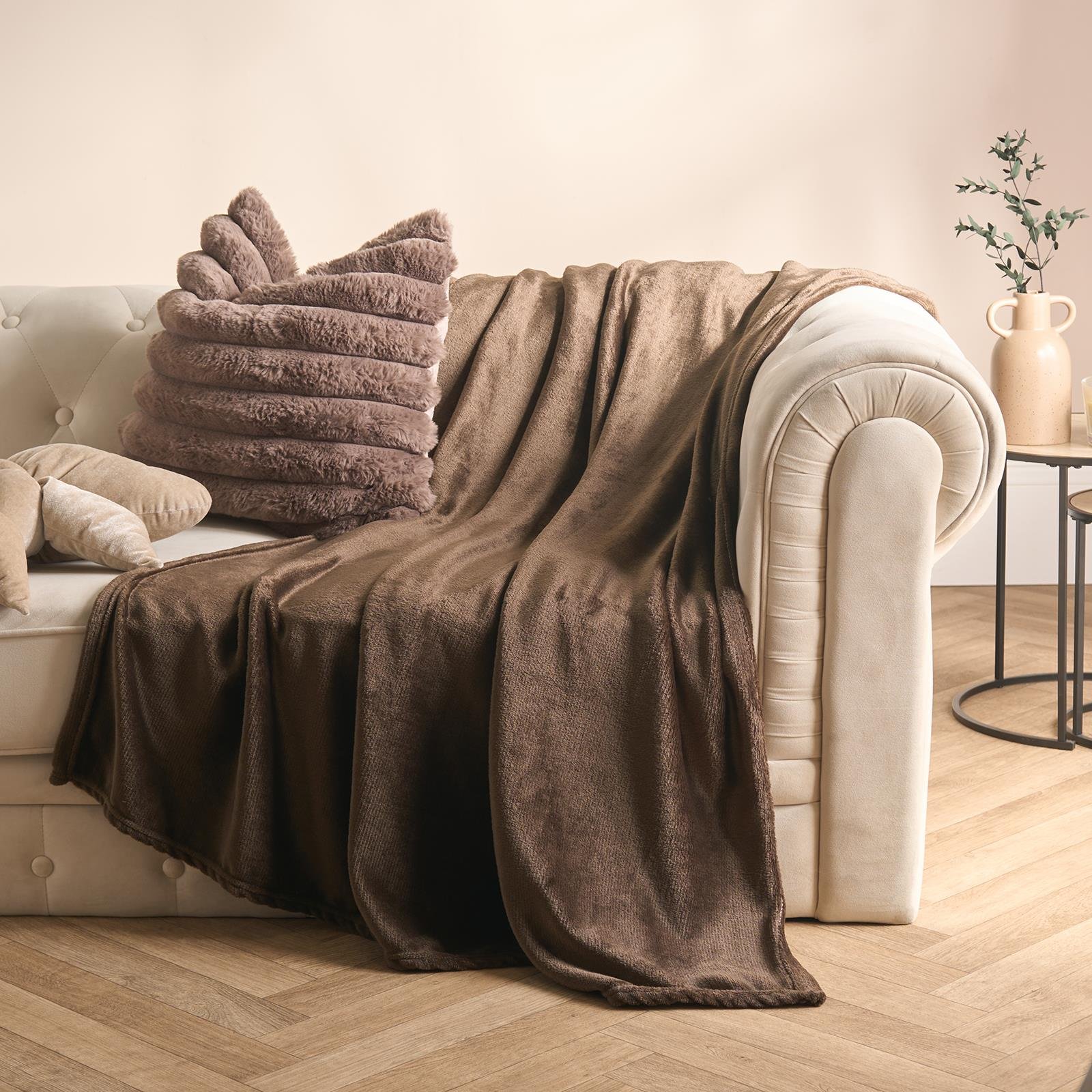 OHS Ultra Soft Blanket Throw 120 x 150cm - Chocolate