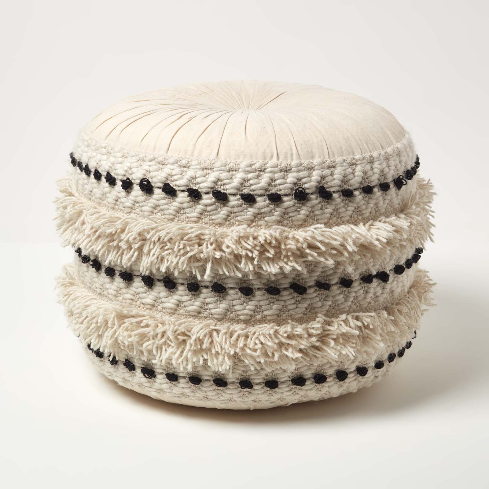 Homescapes Sahara Macrame Tufted Boho Pouffe – Cream & Black