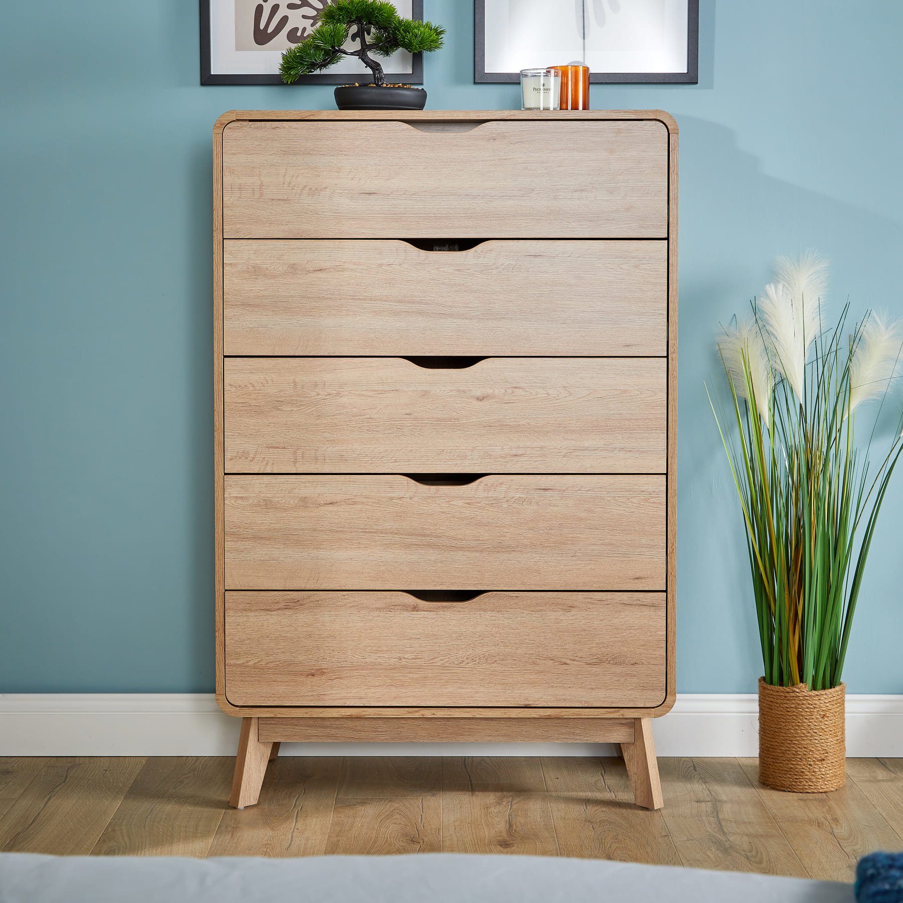 Home Source Nordica 5 Drawer Chest - Oak