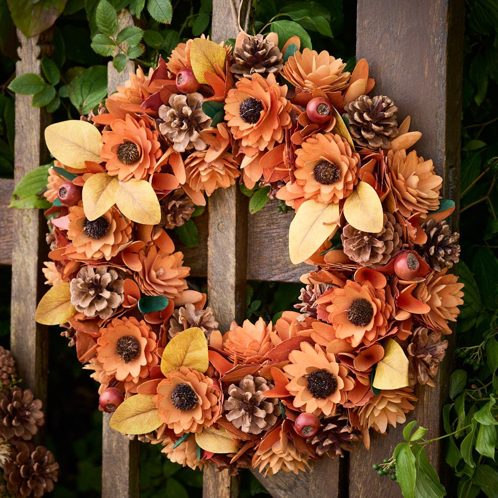 Dibor Pinecone and Flower Wreath - Orange