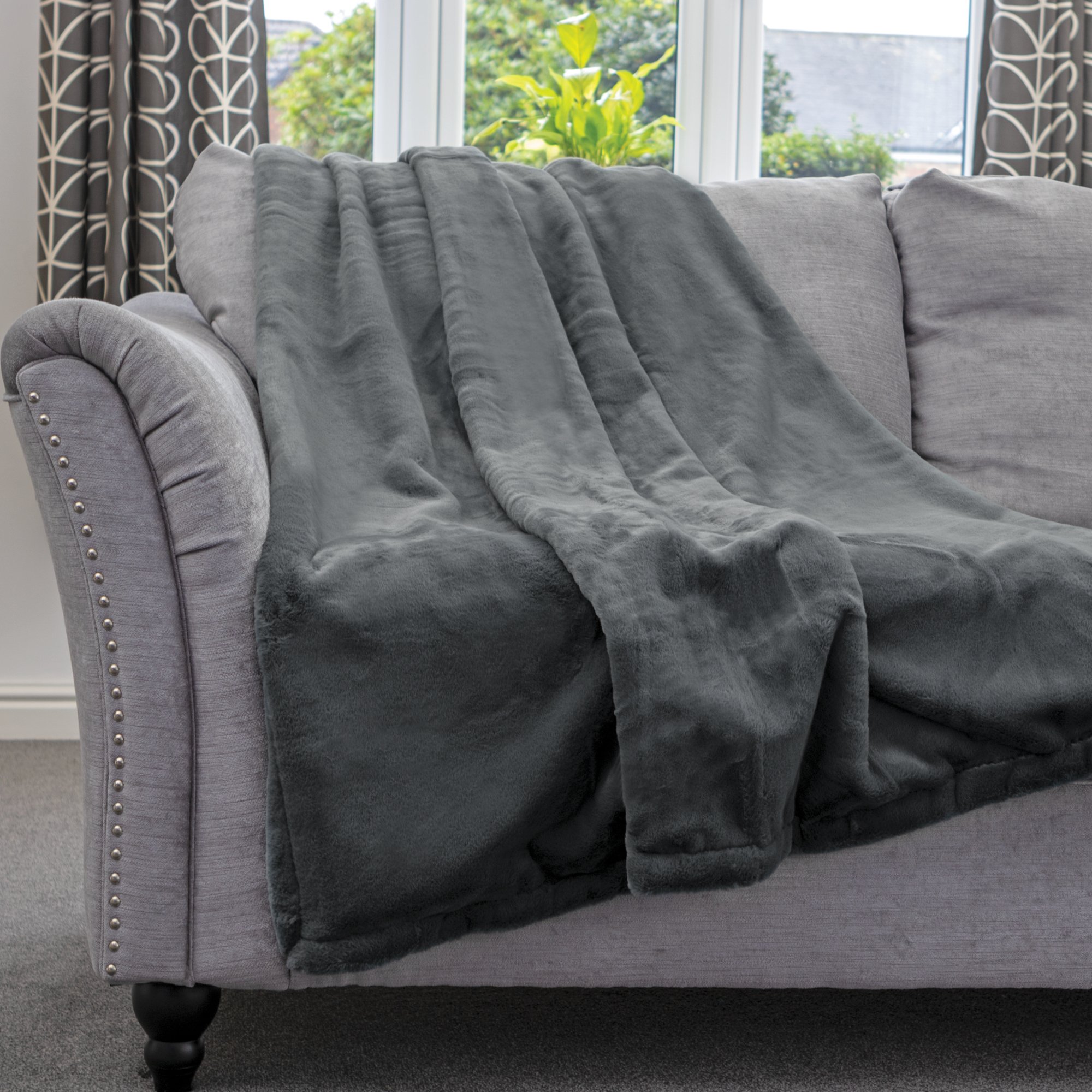 Dreamcatcher Faux Fur Fleece Blanket Throw - 160 x 130cm - Grey