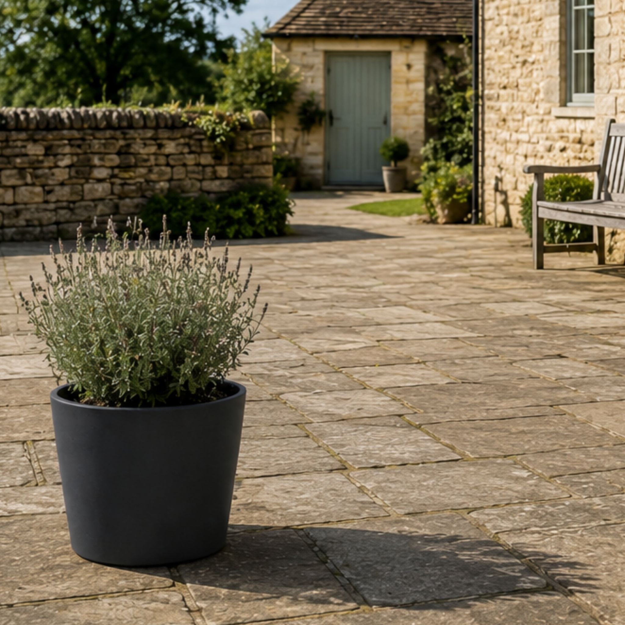 Fargro Home and Garden 16L Polystone Bucket Round Planter Pot - Charcoal Black