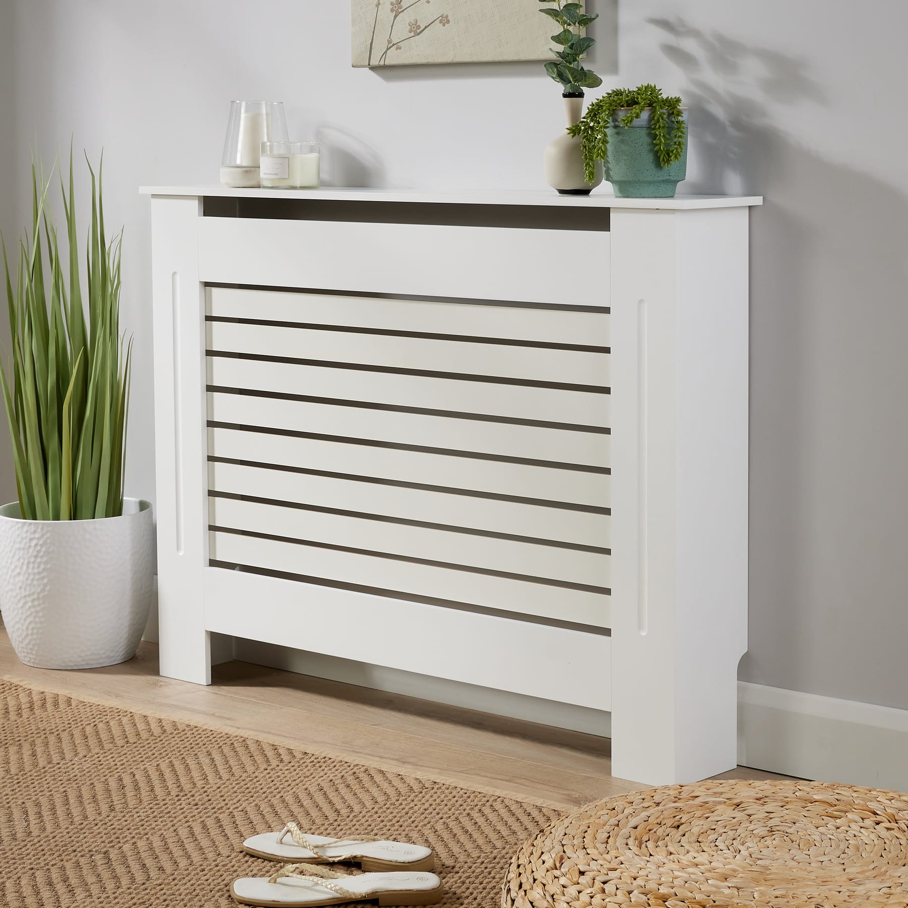 Home Source York Medium Slatted Radiator Cover – White