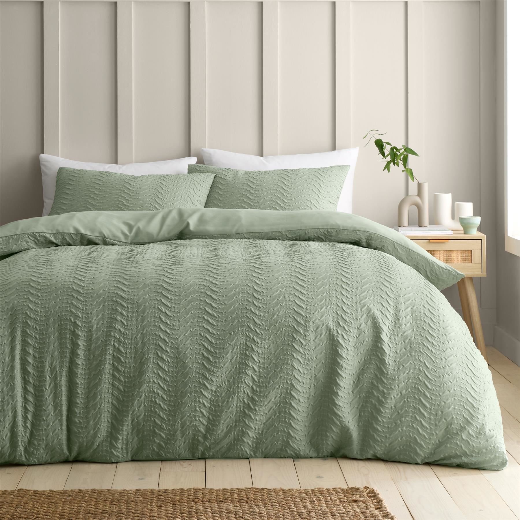 Catherine Lansfield Heatset Wave Duvet Cover Set - Double - Mint