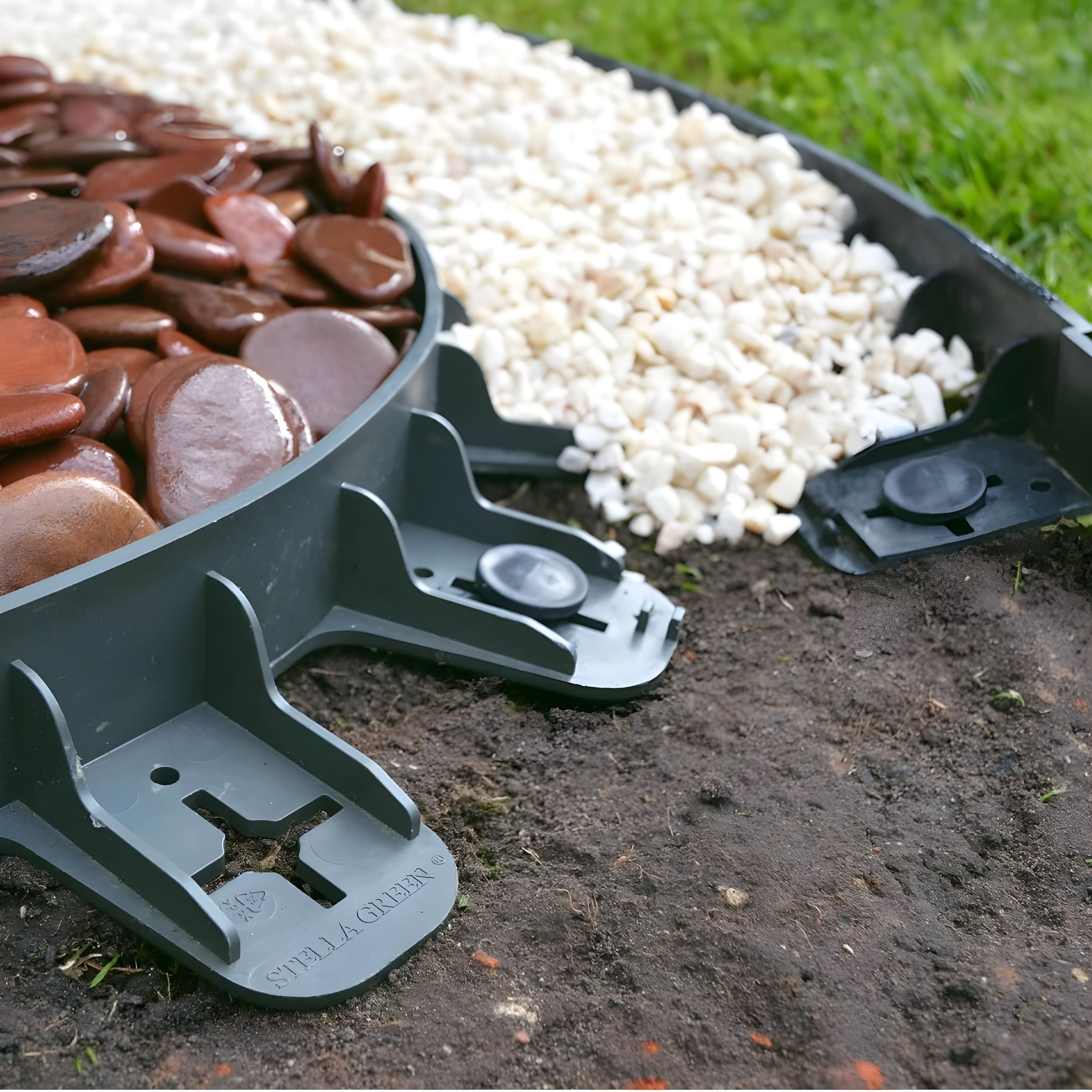 Primrose Easy Install Flexible Garden Edging Pieces in Green - 6cm x 45m