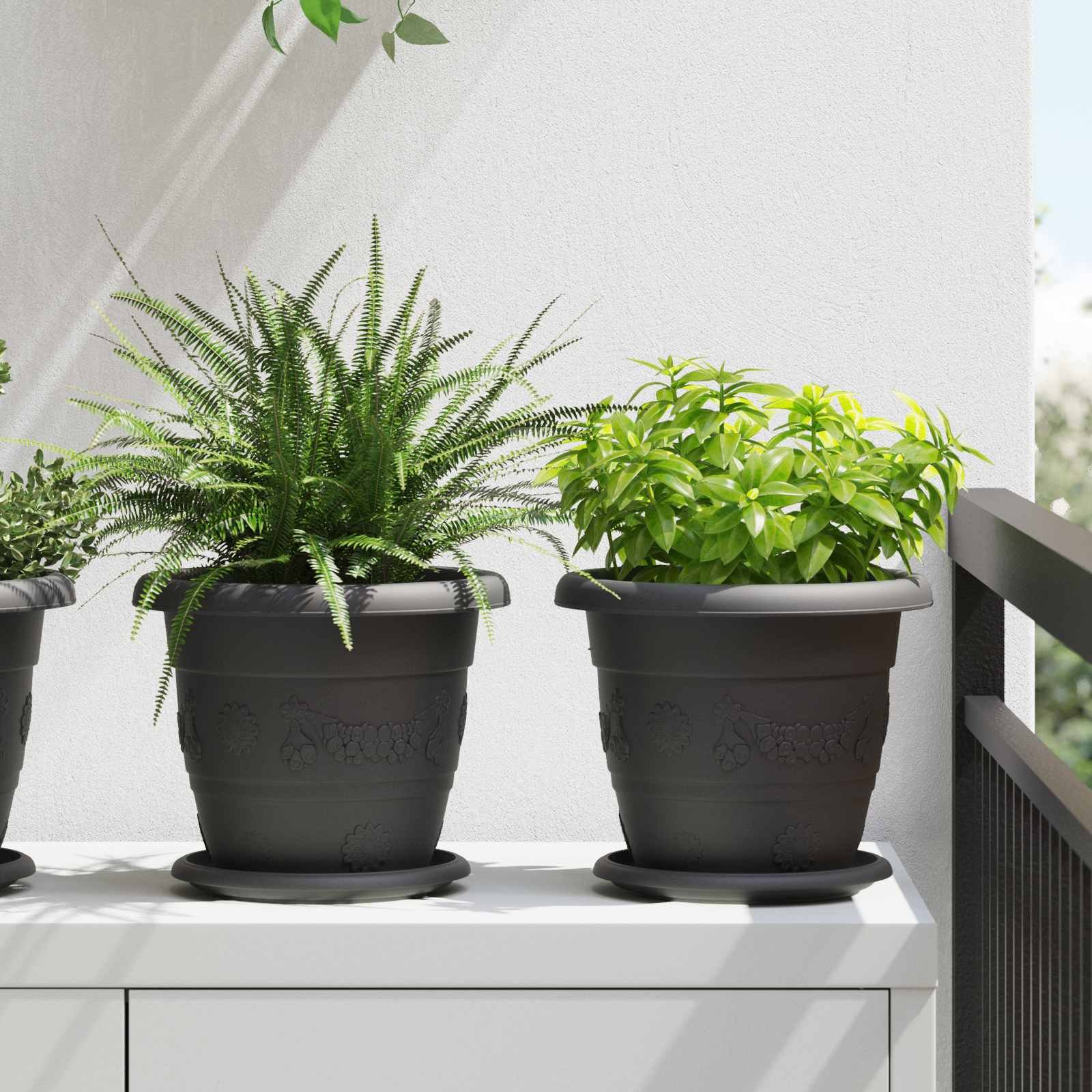 Walplus Pack of 24 Plastic Plant Pot - Black - 22 x 22 x 18 cm