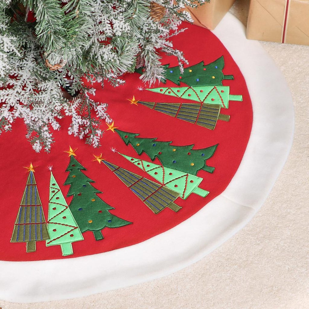 Dibor Fleece Embroidered Tree Skirt - Red 36"