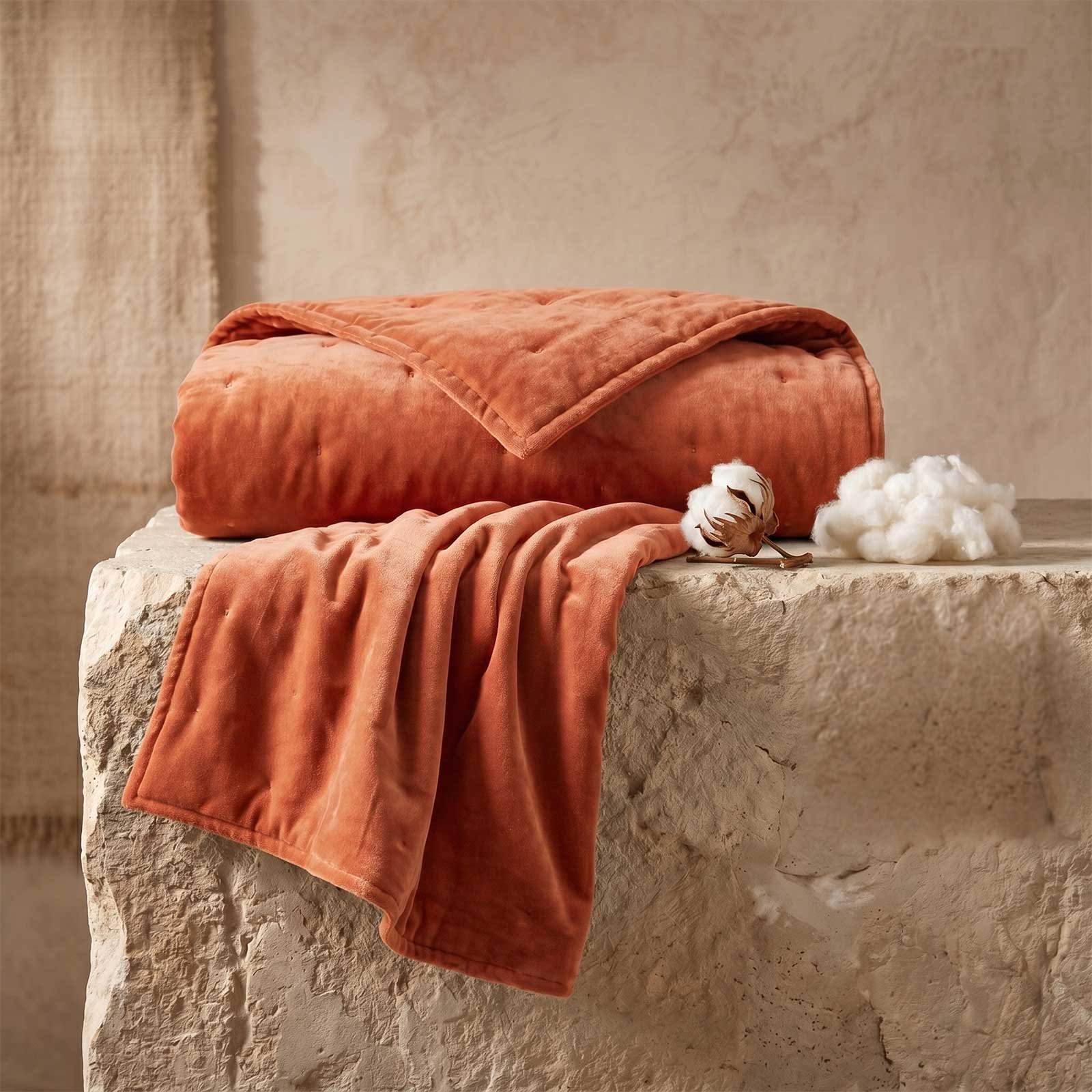Homescapes Cotton Velvet Quilted Throw - 150 x 200 cm - Burnt Orange