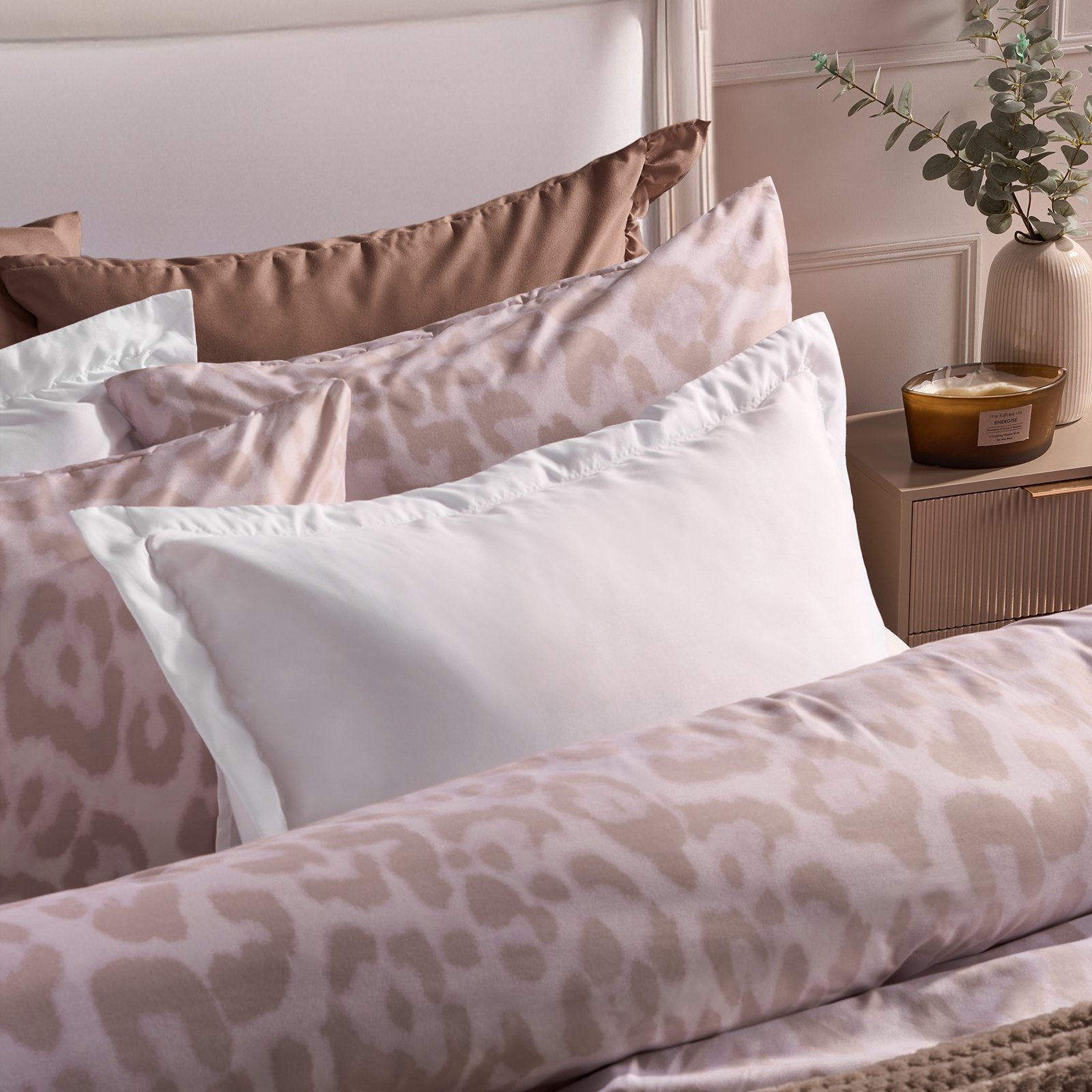 OHS 2 Pack Plain Dyed Oxford Pillowcases - White