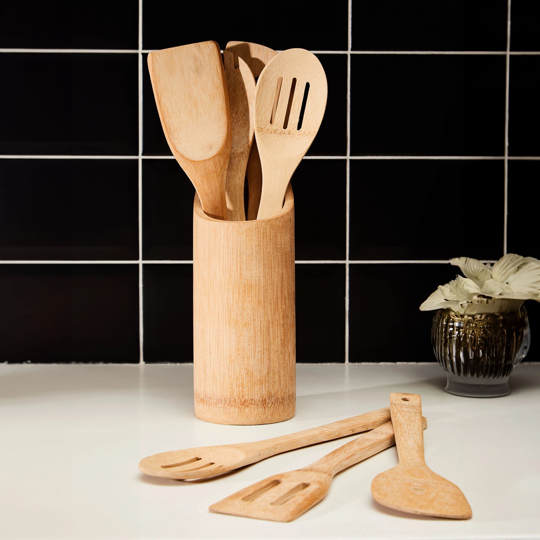 Orsina Aleki 6 Piece Bamboo Kitchen Tool Set with Holder – Natural