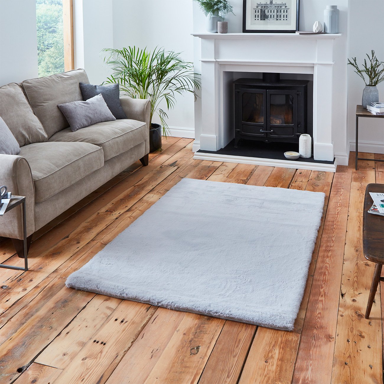 Mega Flooring Silver Shaggy Plain Rug - 120 x 170cm