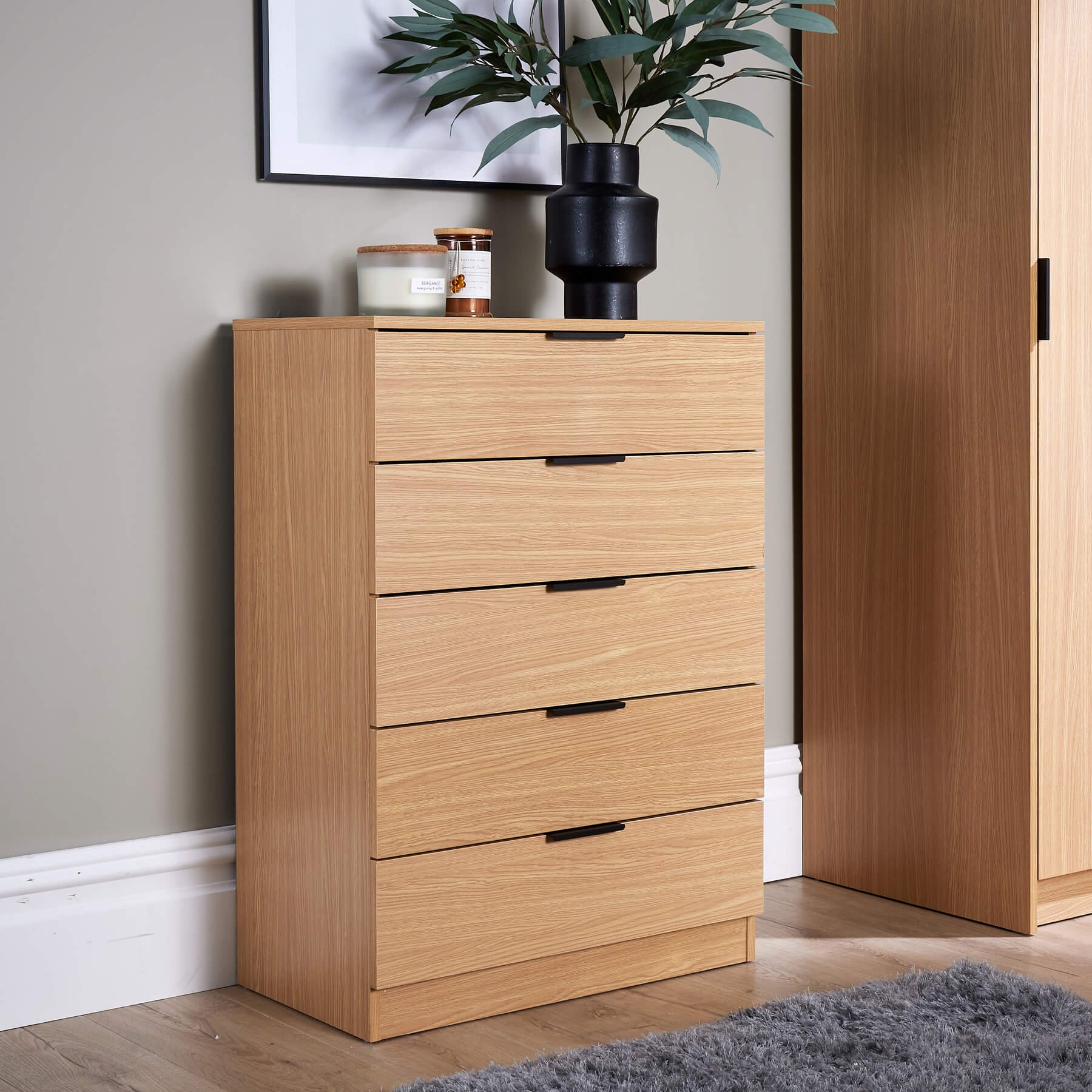 Home Source Phoenix 5 Drawer Chest - Oak