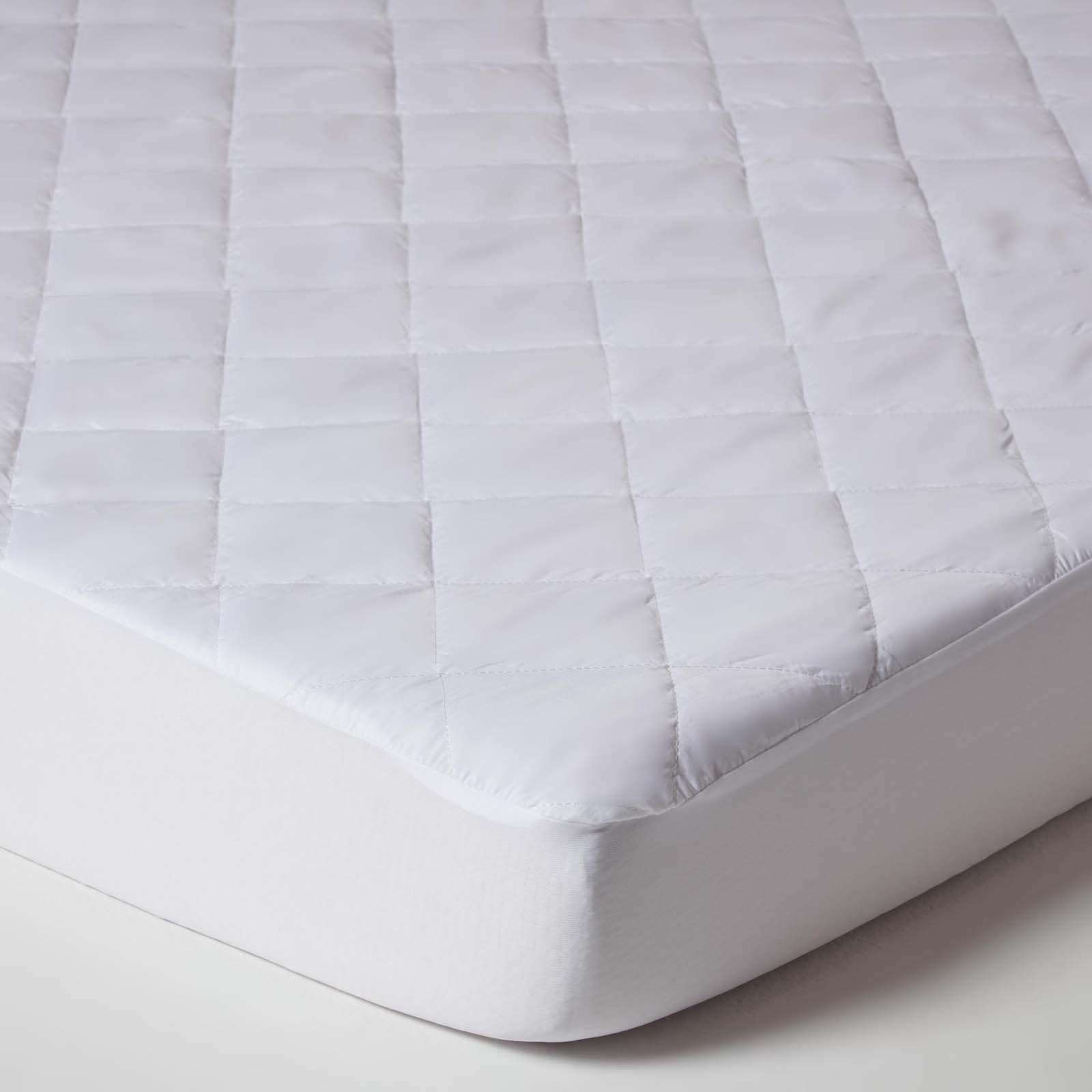 Homescapes Anti Allergy Mattress Protector - Super King