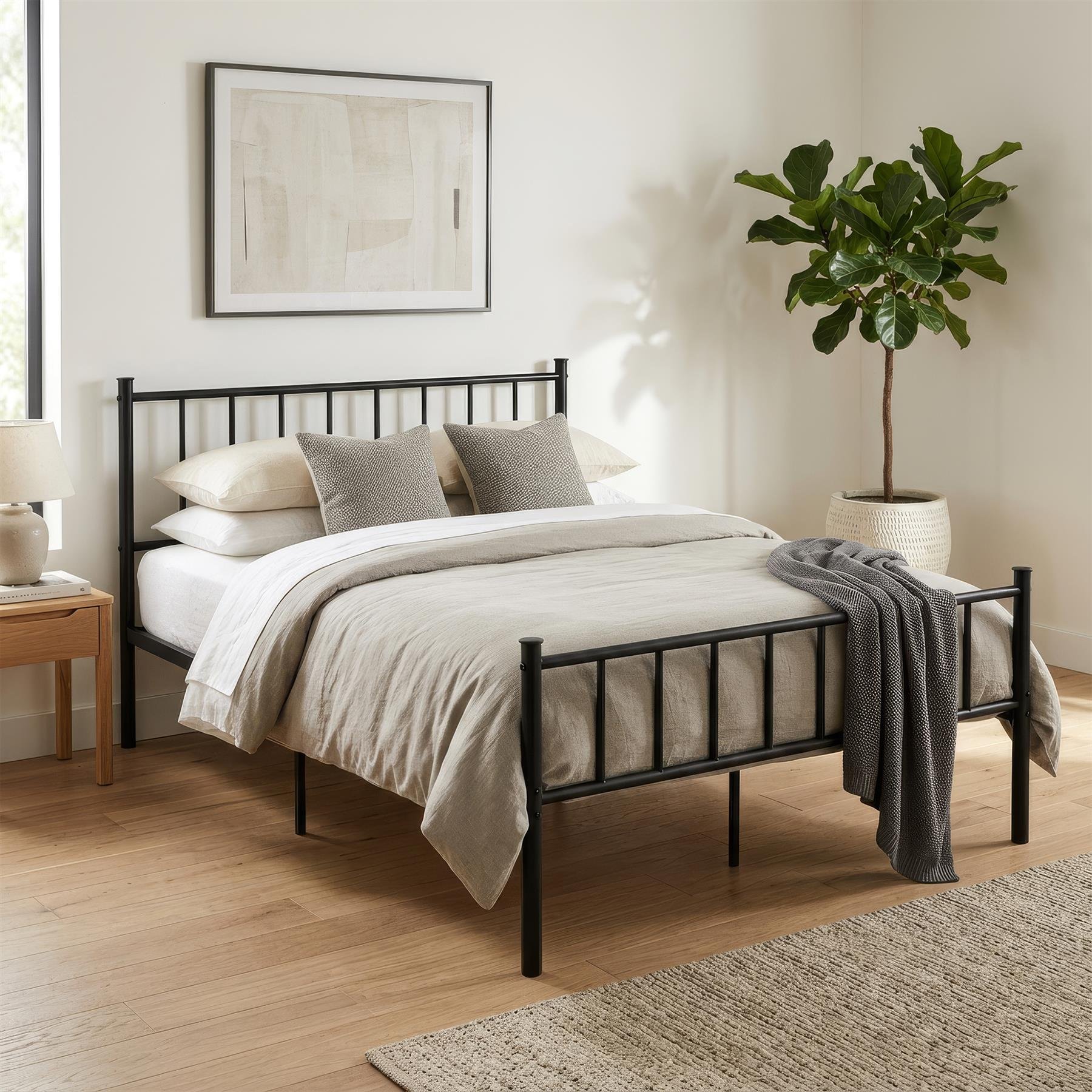 Harbour Housewares Double Metal Bed Frame - 4ft 6" - Black