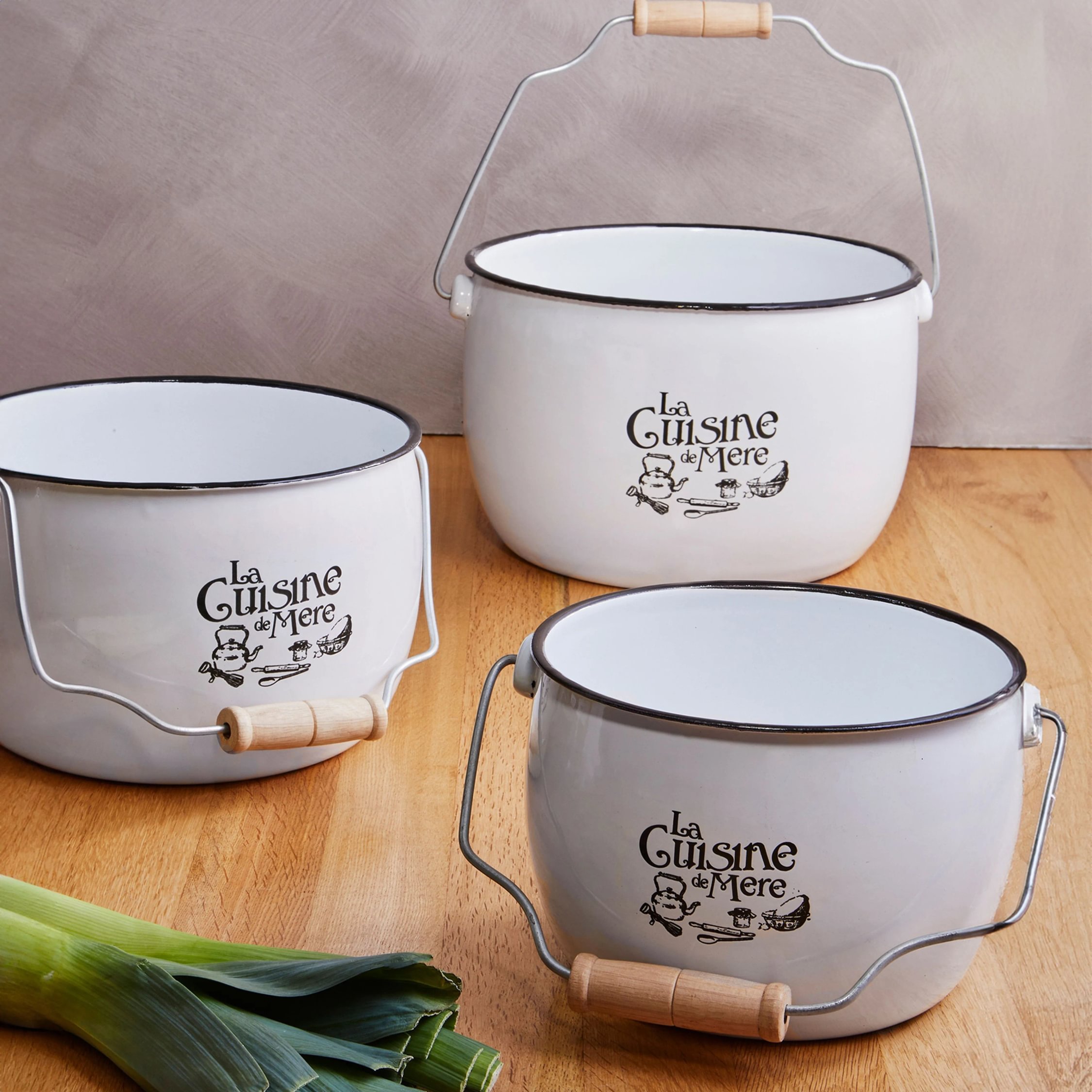 Orsina La Cuisine De Mere Set of 3 Storage Pots.