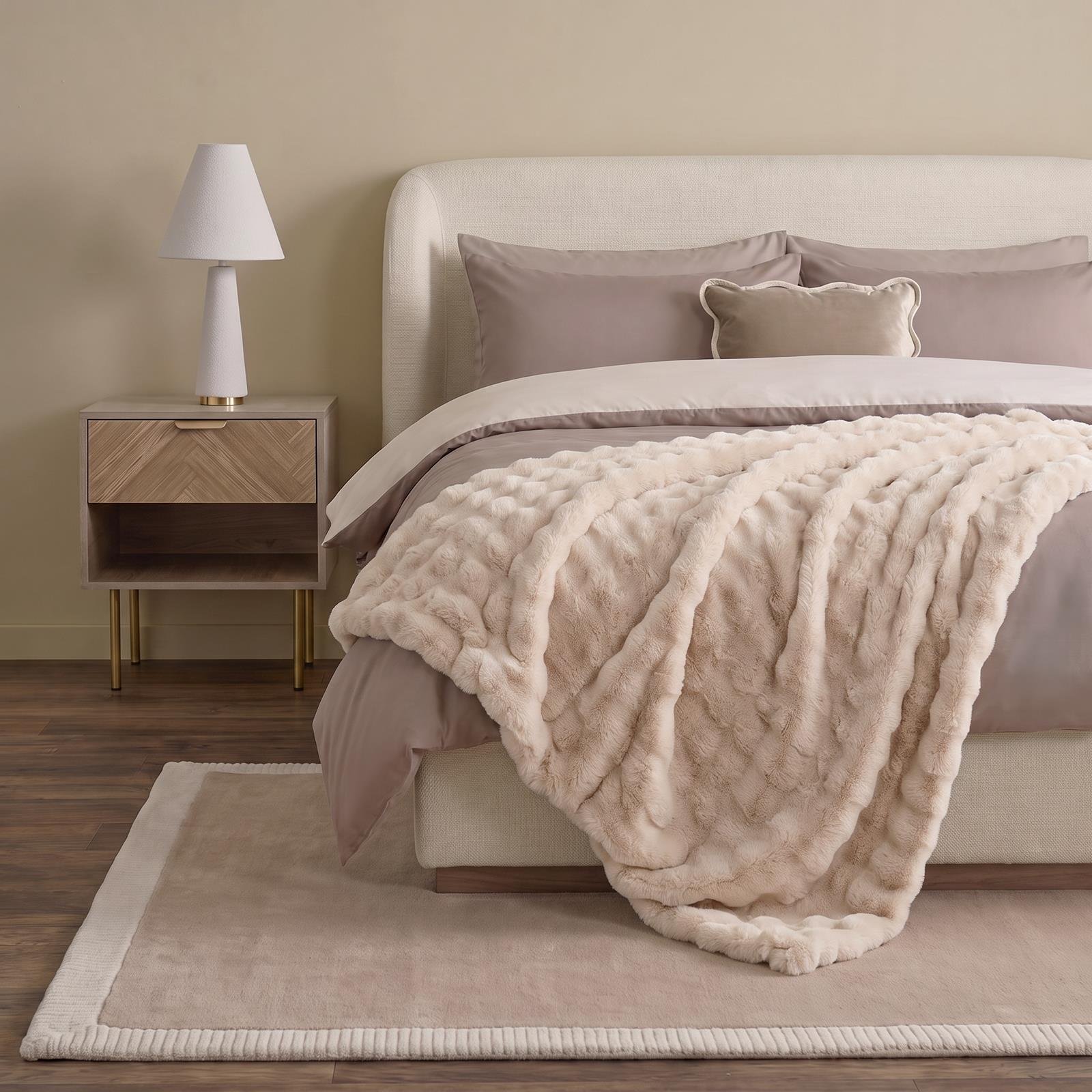 OHS Luxe Bubble Faux Fur Blanket Throw - 125 x 150cm - Cream
