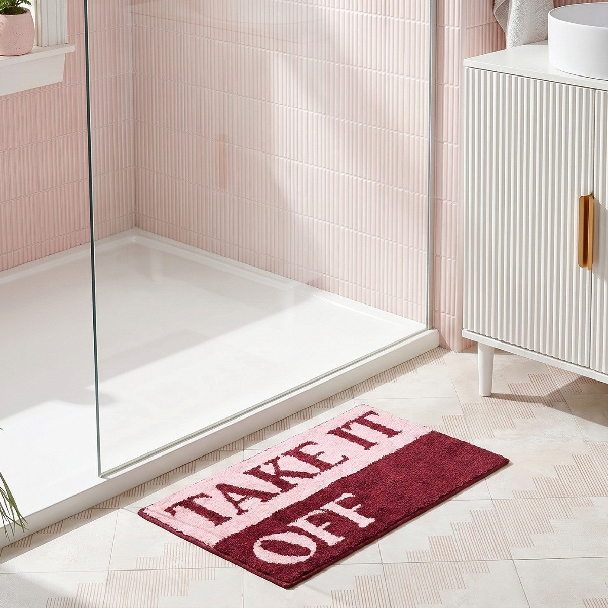 OHS Take It Off Tufted Bath Mat - 45 x 75cm - Pink/Burgundy
