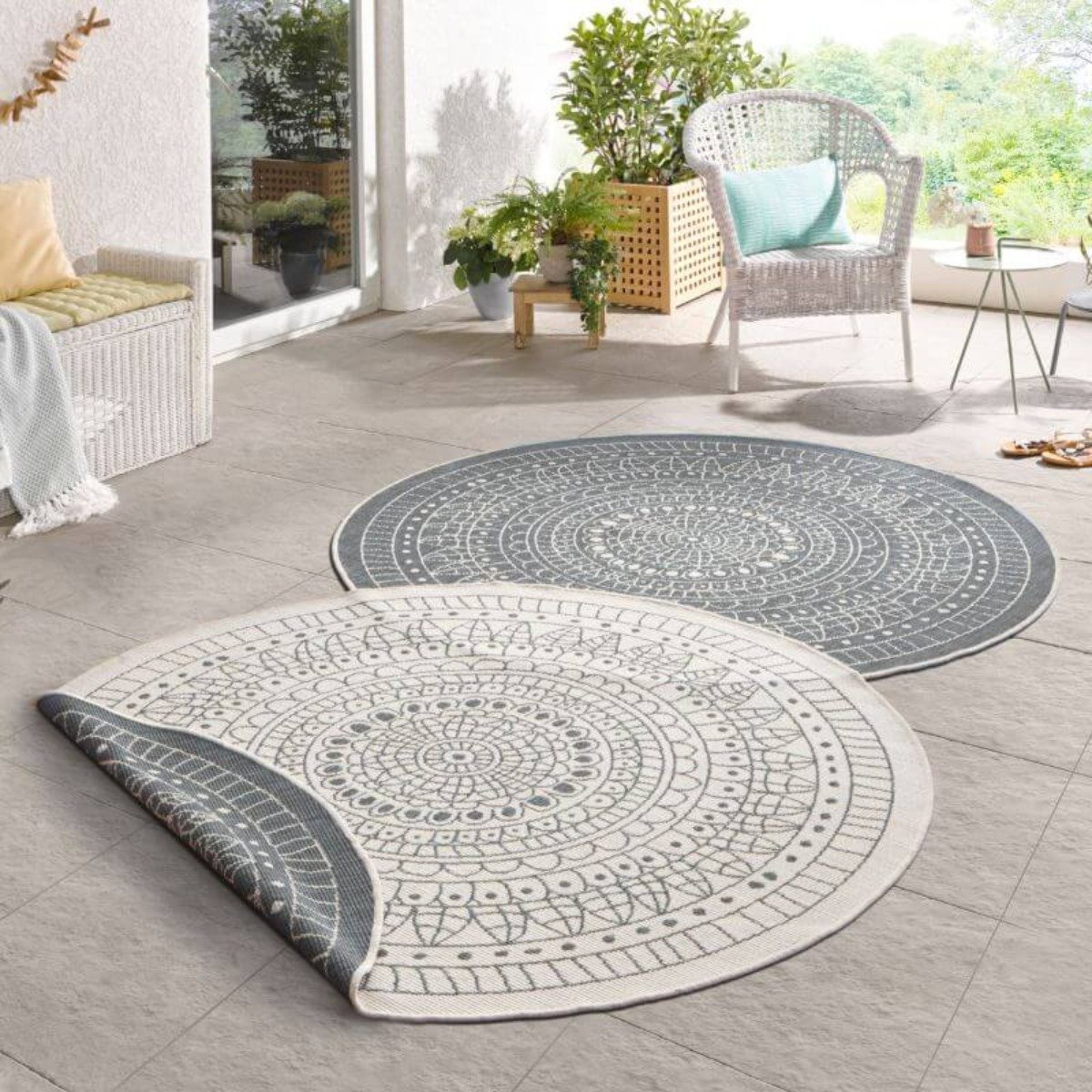 Hanse Home Grey Porto Indoor Outdoor Round Reversible Flatweave Rug - 140cm