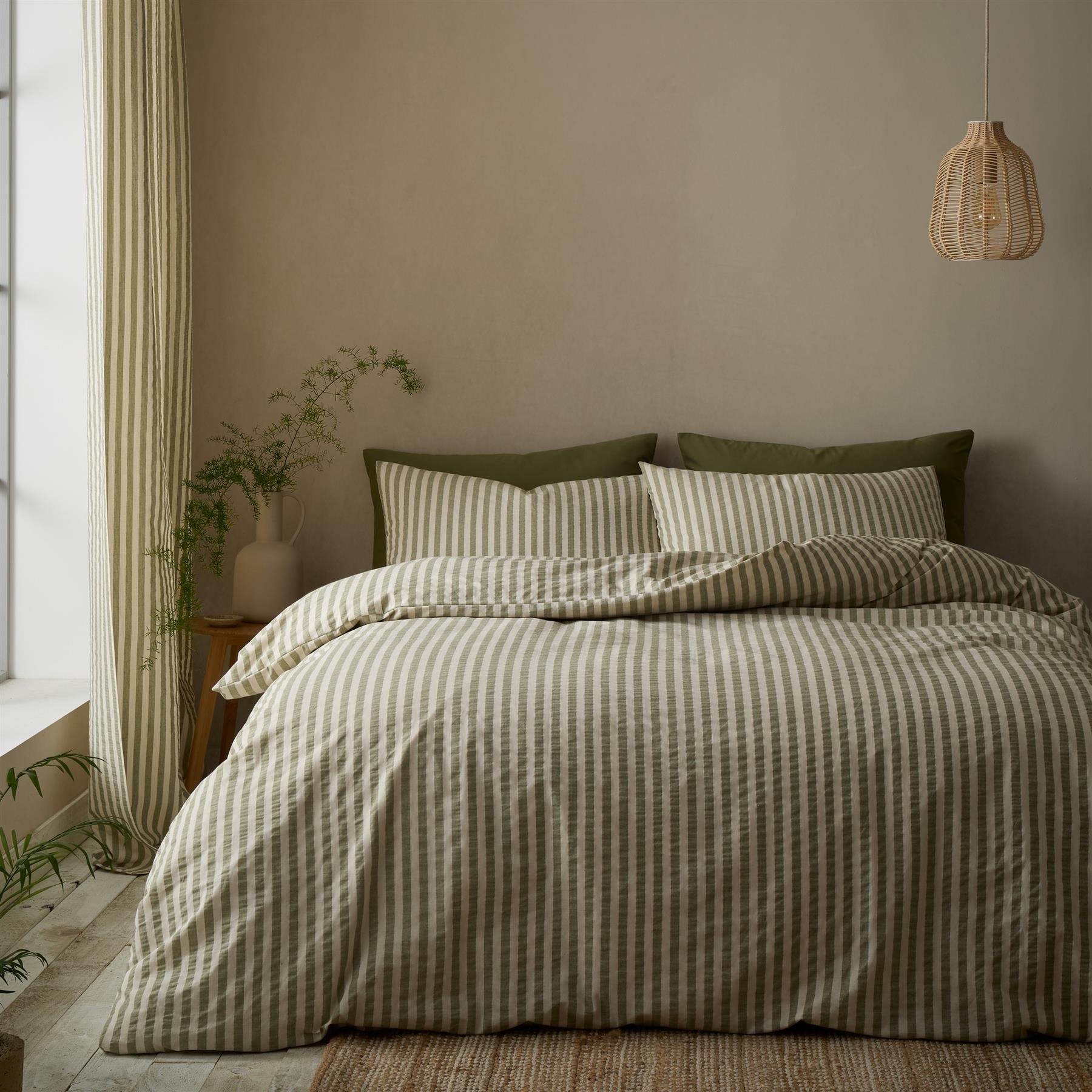 Pineapple Elephant Woven Stripe Duvet Cover Set - Single - Green
