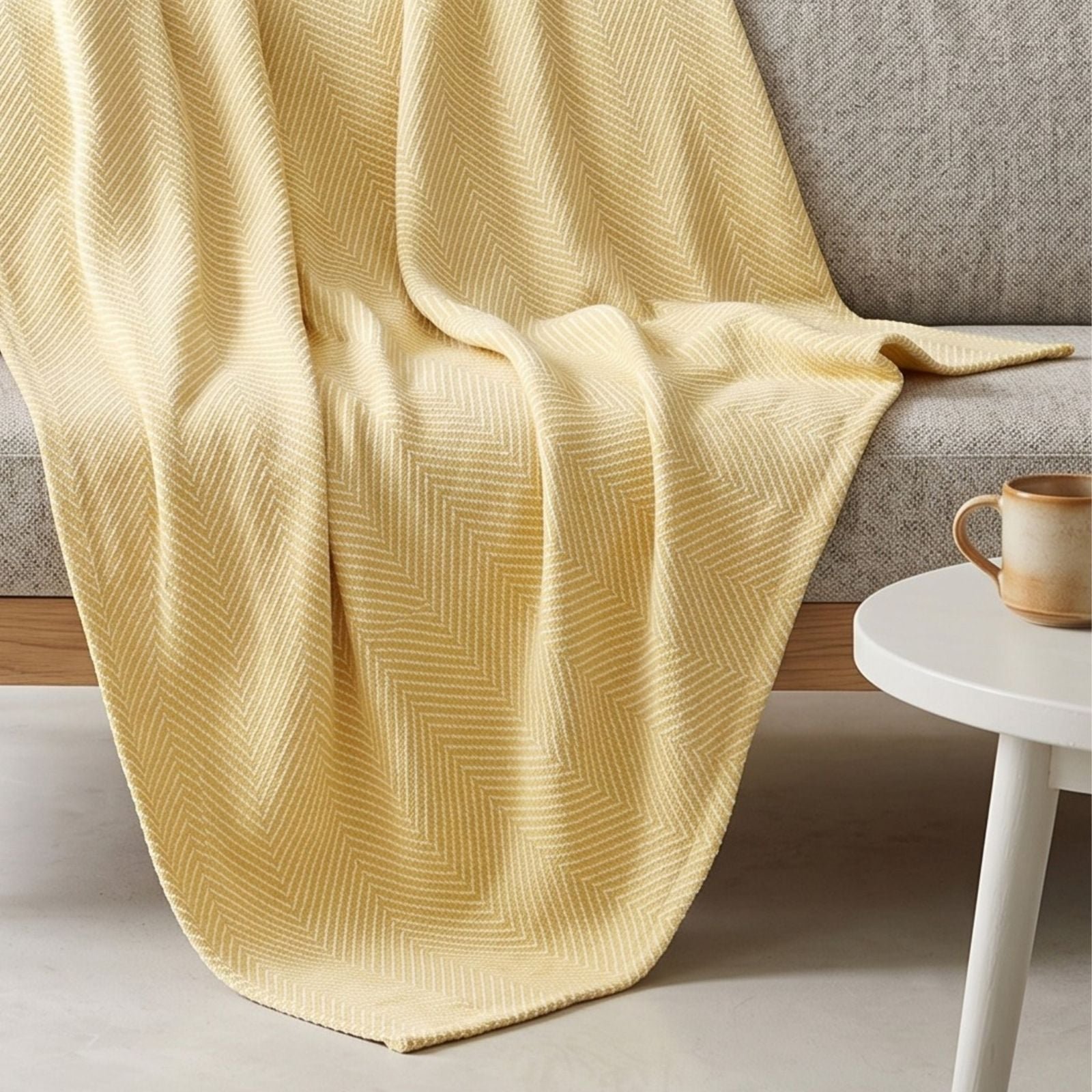 Homescapes Cotton Halden Chevron Throw - 255 x 360 cm - Yellow