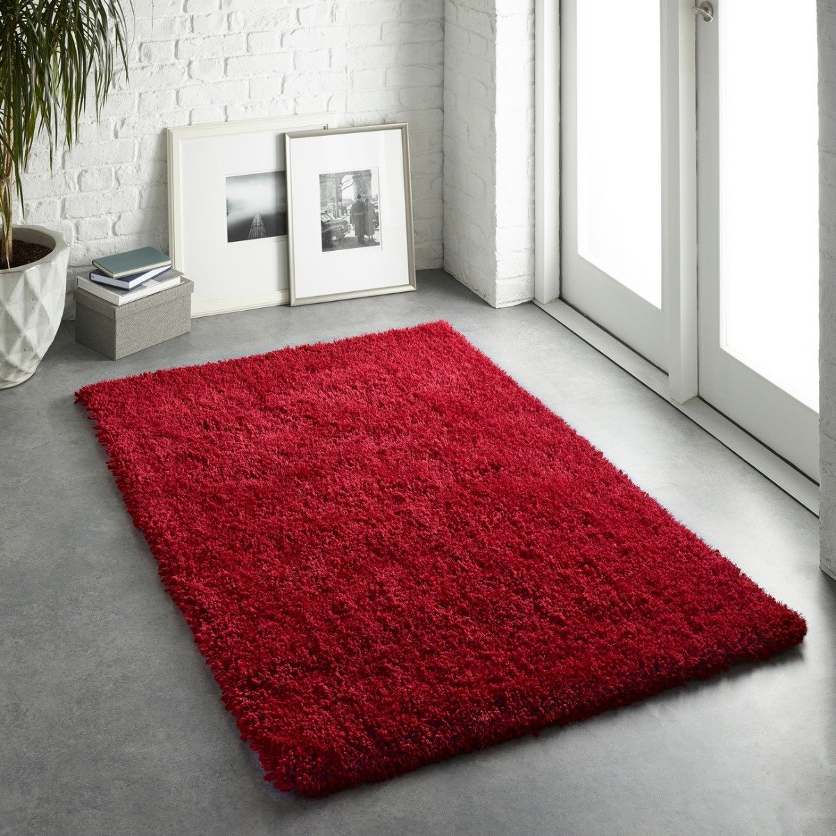 Mega Flooring Red Shaggy Plain Rug - 133 x 133cm