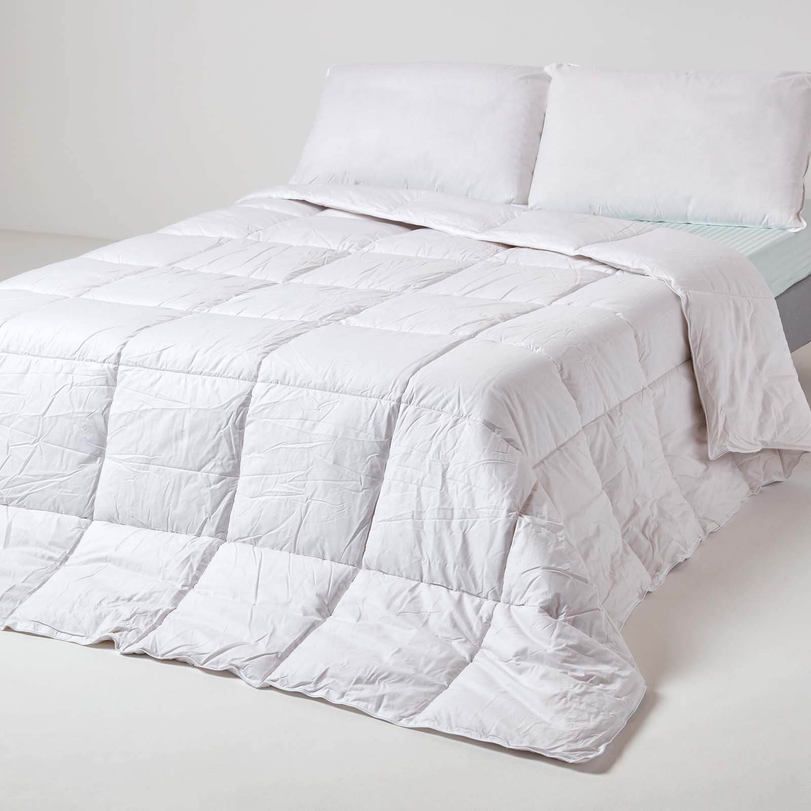 Homescapes Mulberry Silk Blend 13.5 Tog Duvet - Single