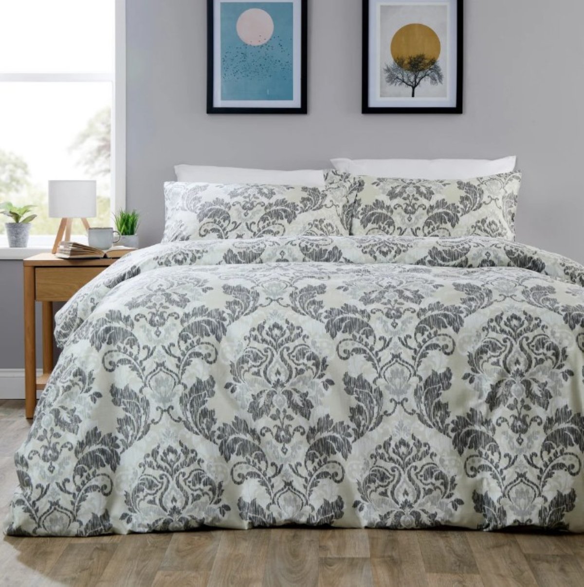 New Edge Blinds Regal Damask Grey Duvet Set - Double