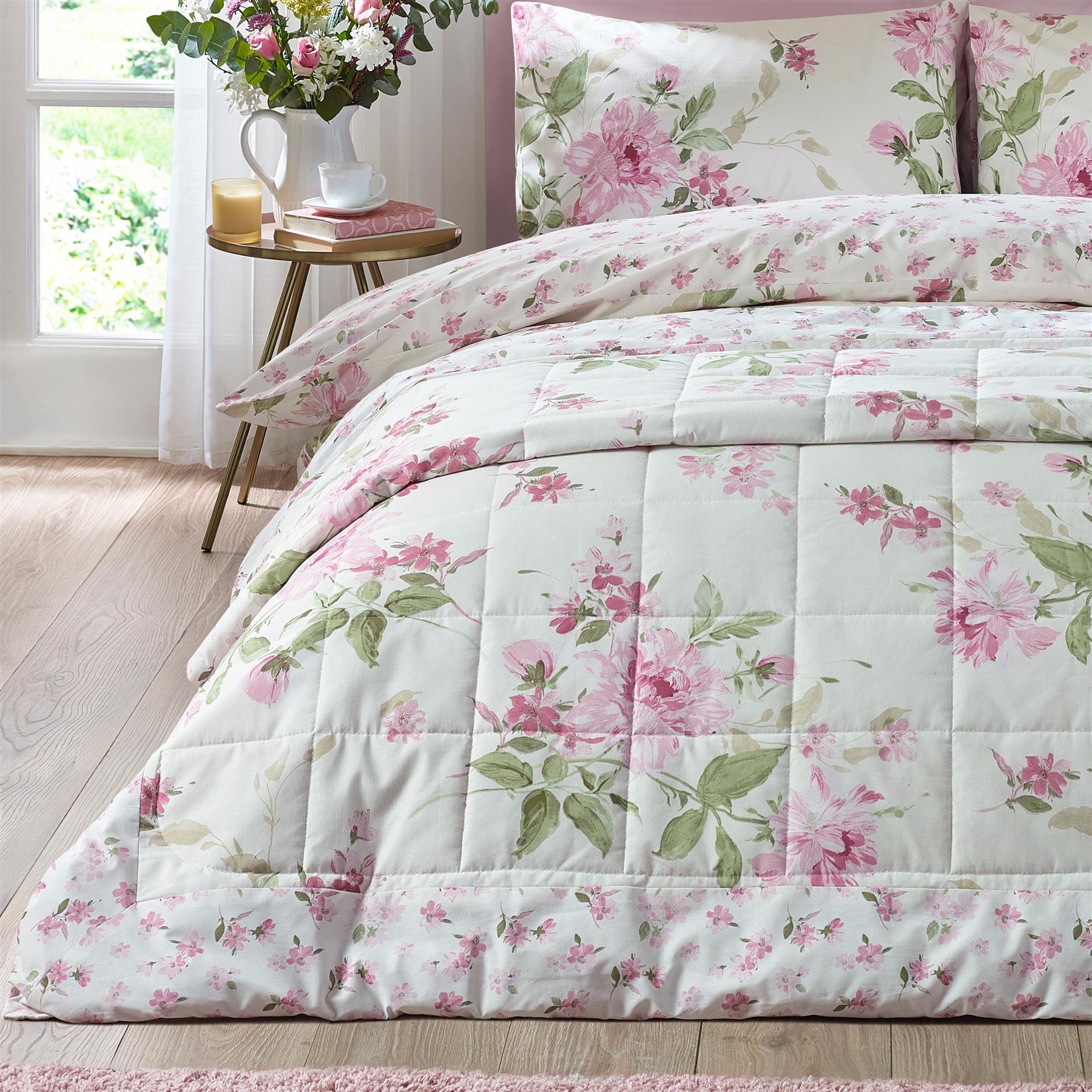 Catherine Lansfield Avebury Floral Bedspread 220 x 230cm - Cream