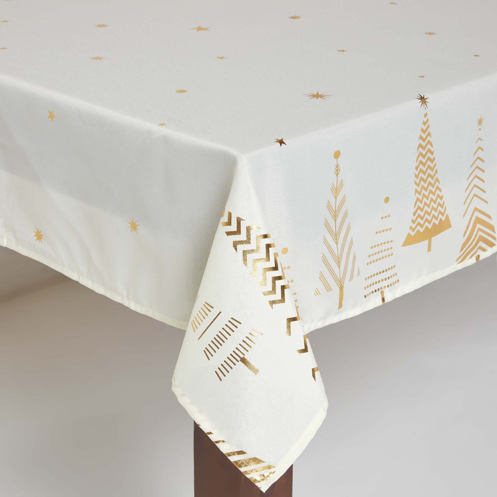 Homescapes Gold Christmas Tree Tablecloth - 132 x 228 cm - Gold