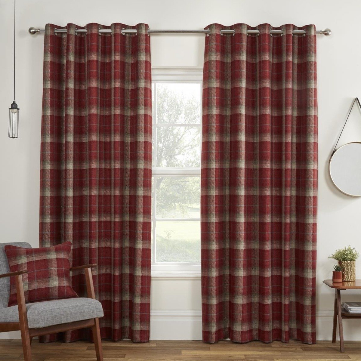 Sundour Carnoustie Eyelet Curtains - Red - 117 x 137cm