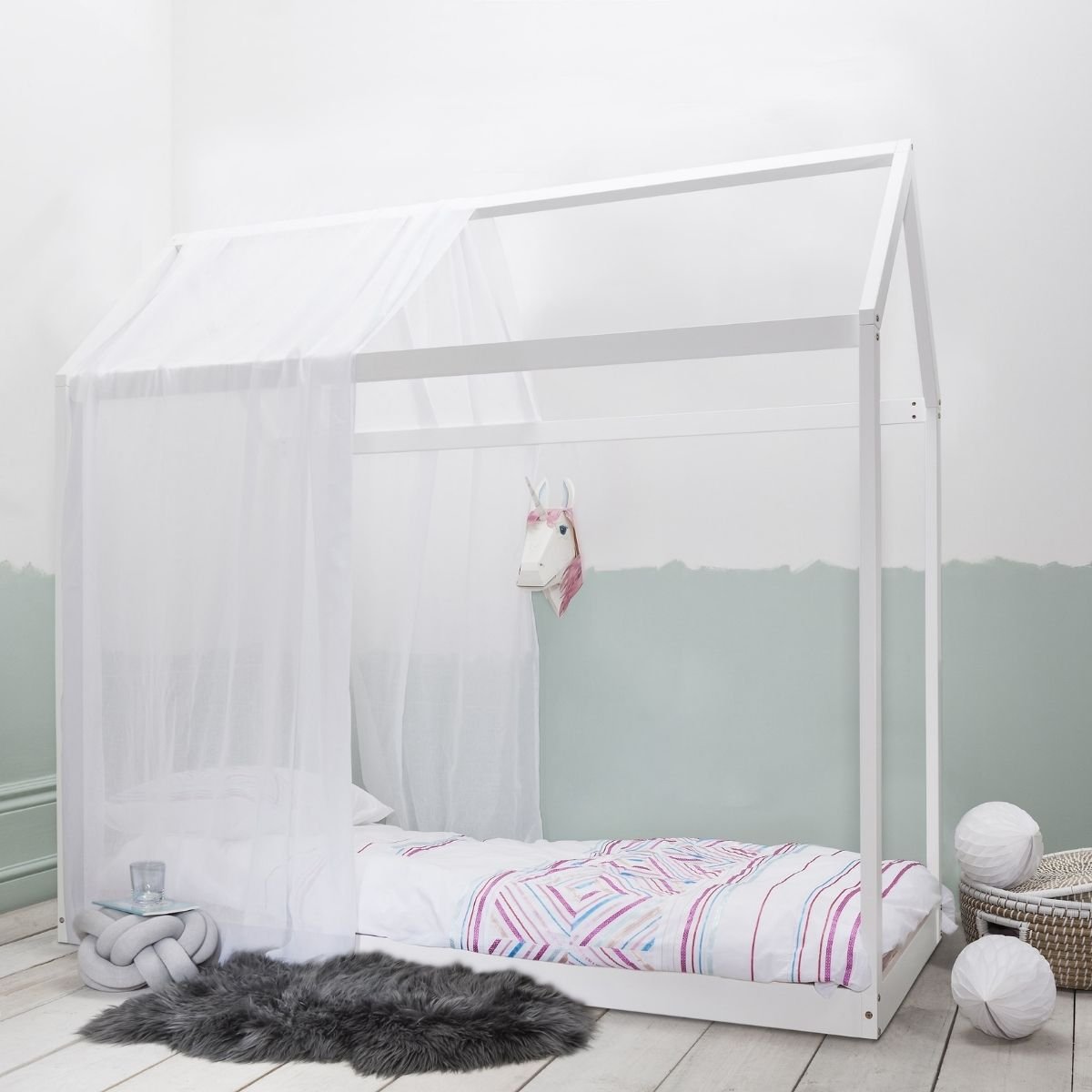 Noa & Nani Kara Single 4 Poster Bed Frame - White