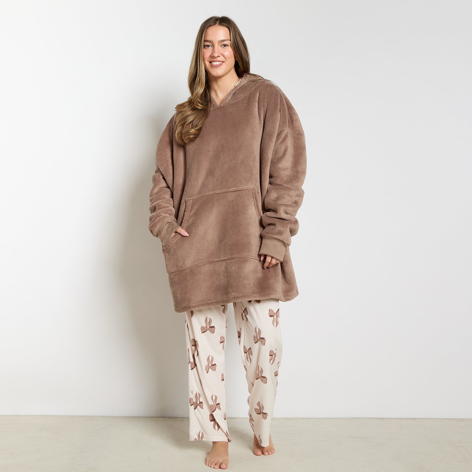 OHS Coral Fleece Hoodie Blanket - One Size - Mink
