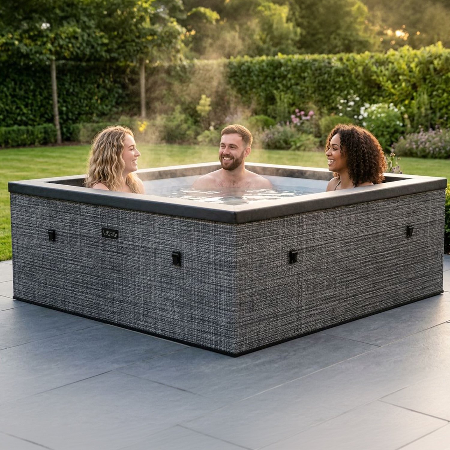 Wave Garda 4-Person Eco Foam Hot Tub with Integrated Heater - Flint Grey