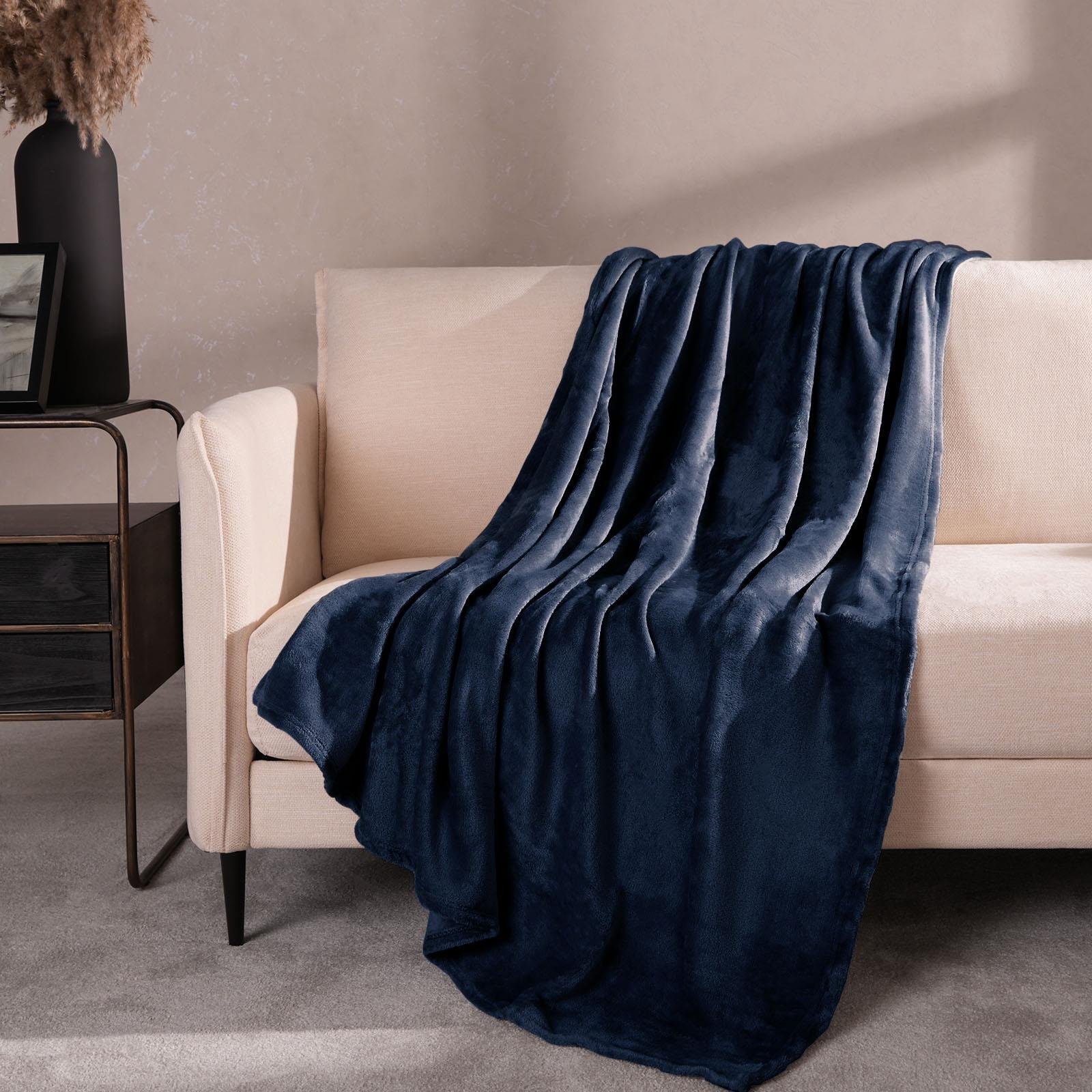 OHS Ultra Soft Blanket Throw 200 x 240cm - Navy