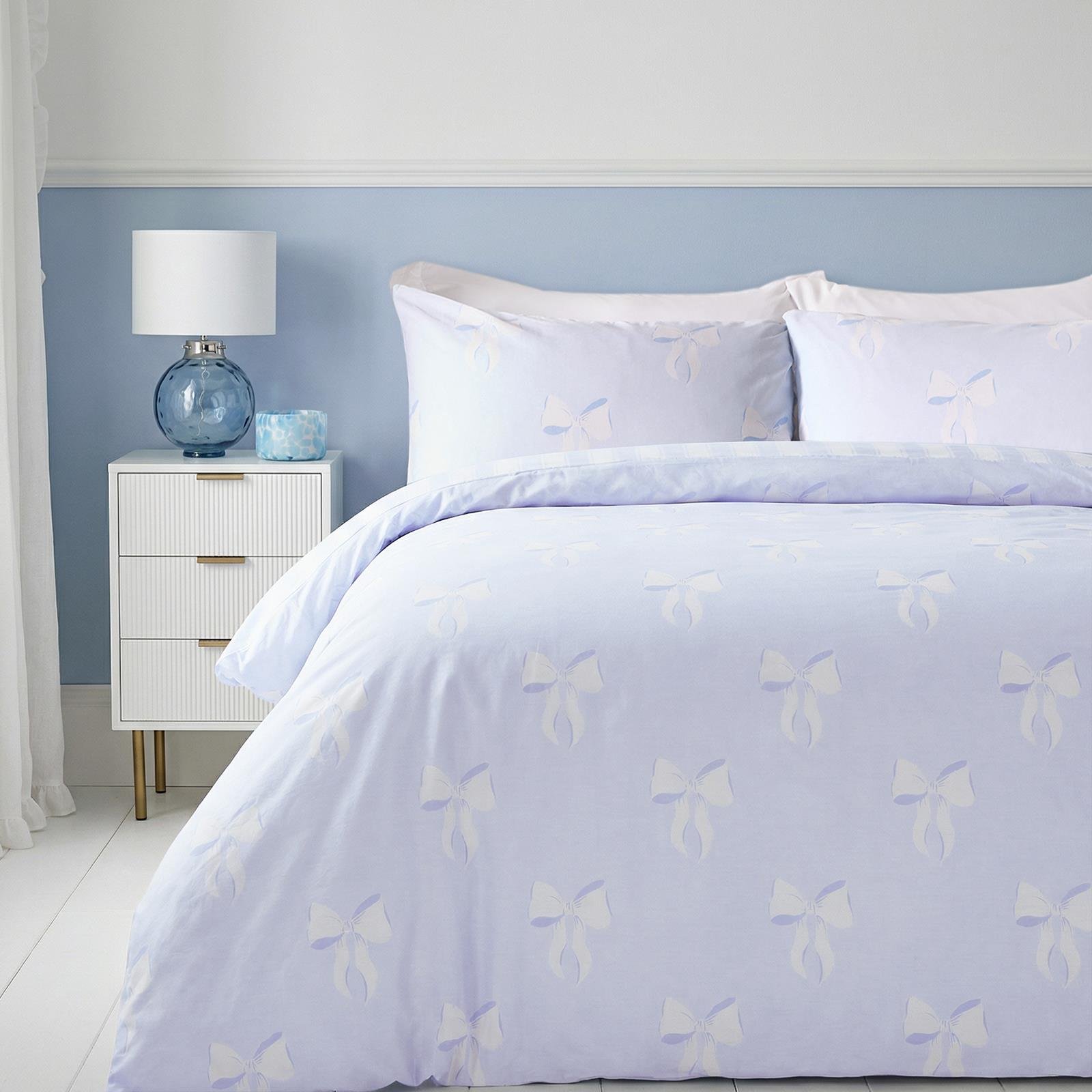 OHS Bow & Stripe Reversible Polycotton Duvet Cover Set - Blue/White - Double