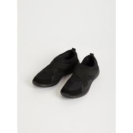 Sole Comfort Black Cross Over Strap Shoes