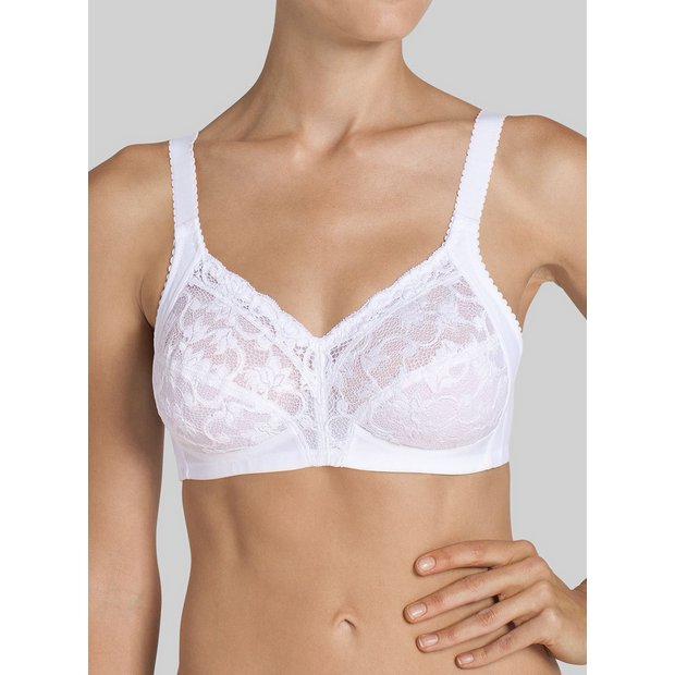 Womens Delicate Doreen Bra Size 44C in Nude