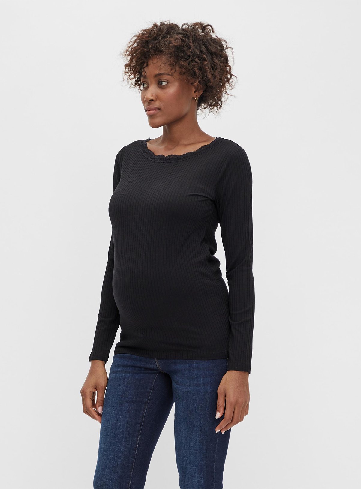 chic maternity tops