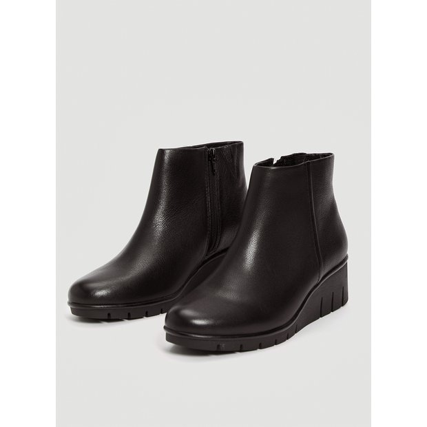 Black small wedge ankle 2024 boots