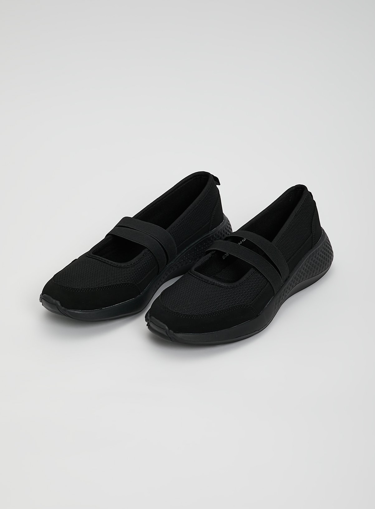 Sole Comfort Black Ballerina Shoe 