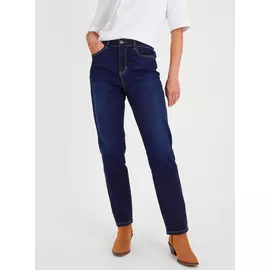 Straight Leg Jeans With Stretch