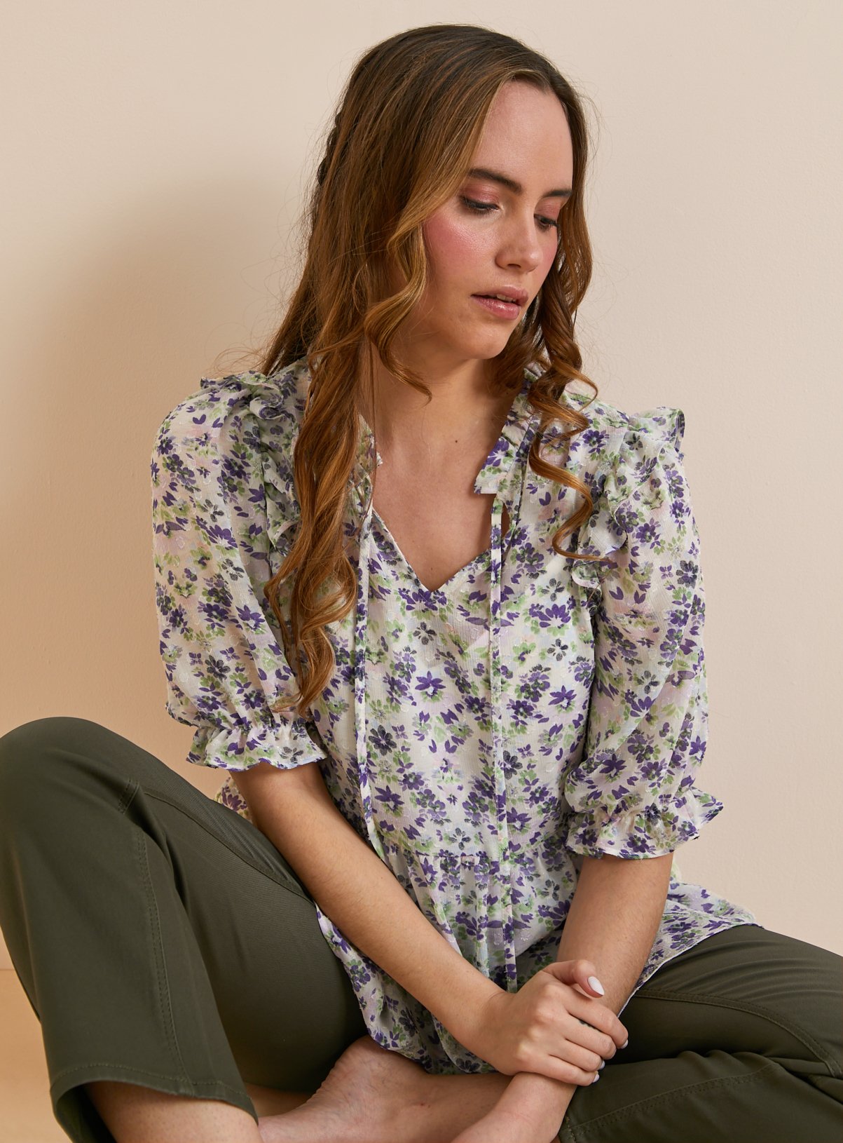 Everbelle Trellis Floral Dobby Blouse 