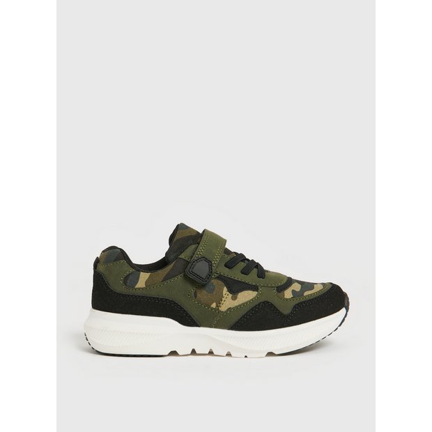 Kids on sale camouflage trainers