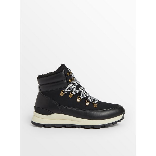 Buy Black Sporty Hiker Boot 6 Boots Tu