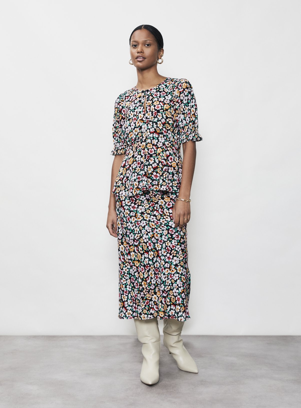 FINERY Flick Black Daisy Top