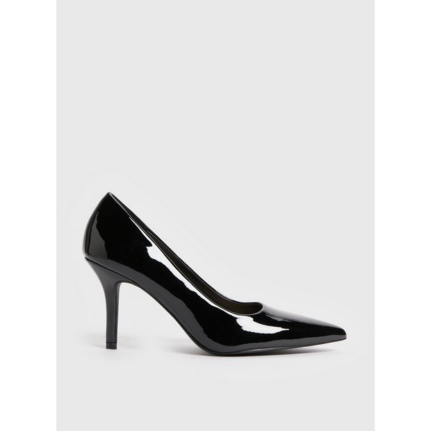 Black patent store pointed toe heels