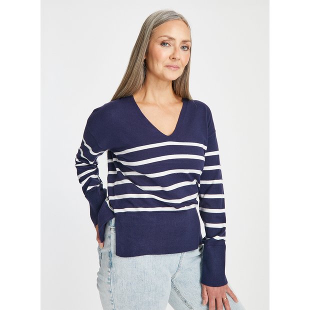 Linea v outlet neck jumper