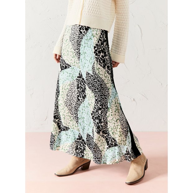 Topshop petite pleated midi hotsell skirt in mono print