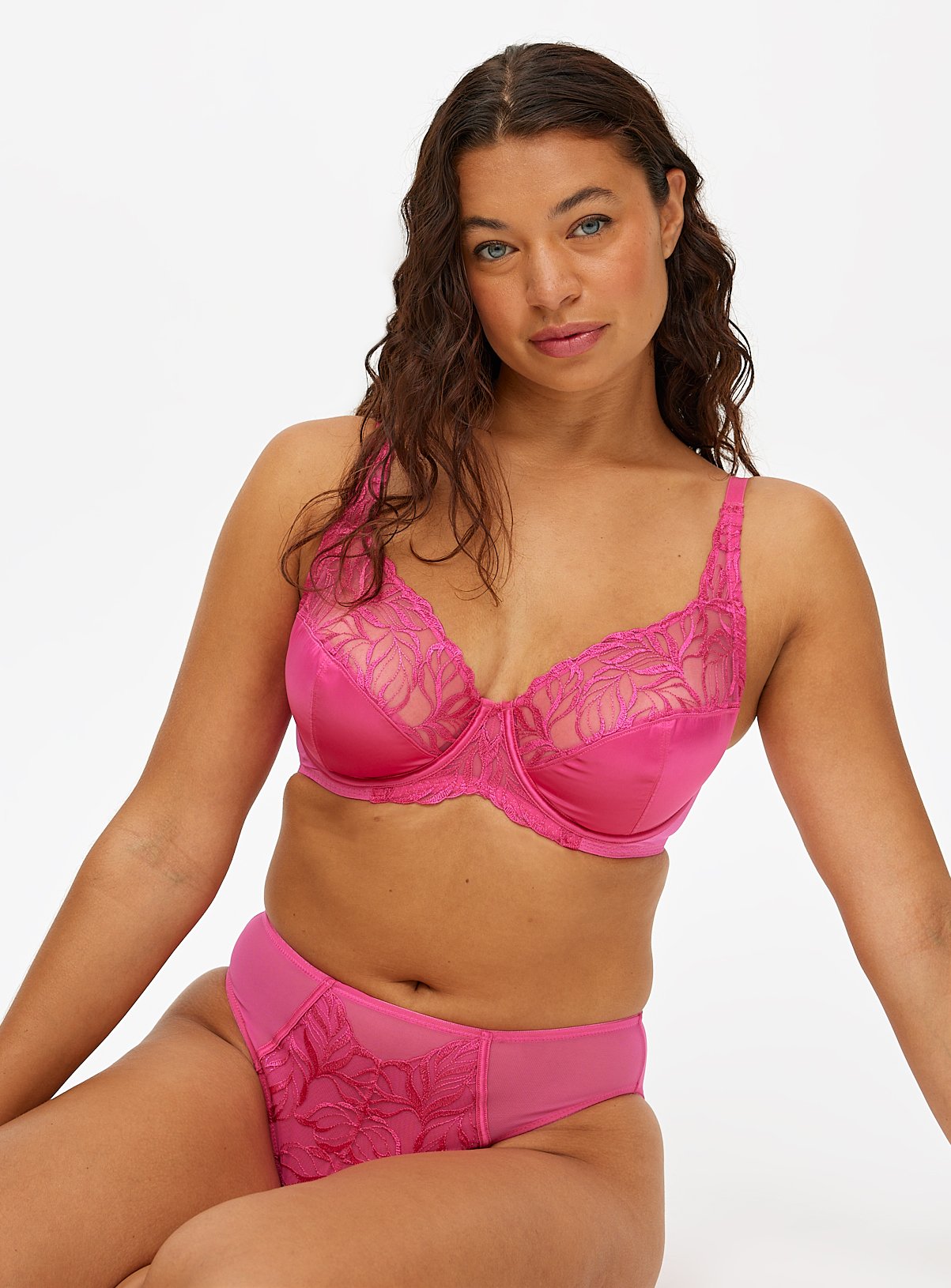 DD+ Pink Satin Underwired Plunge Bra 